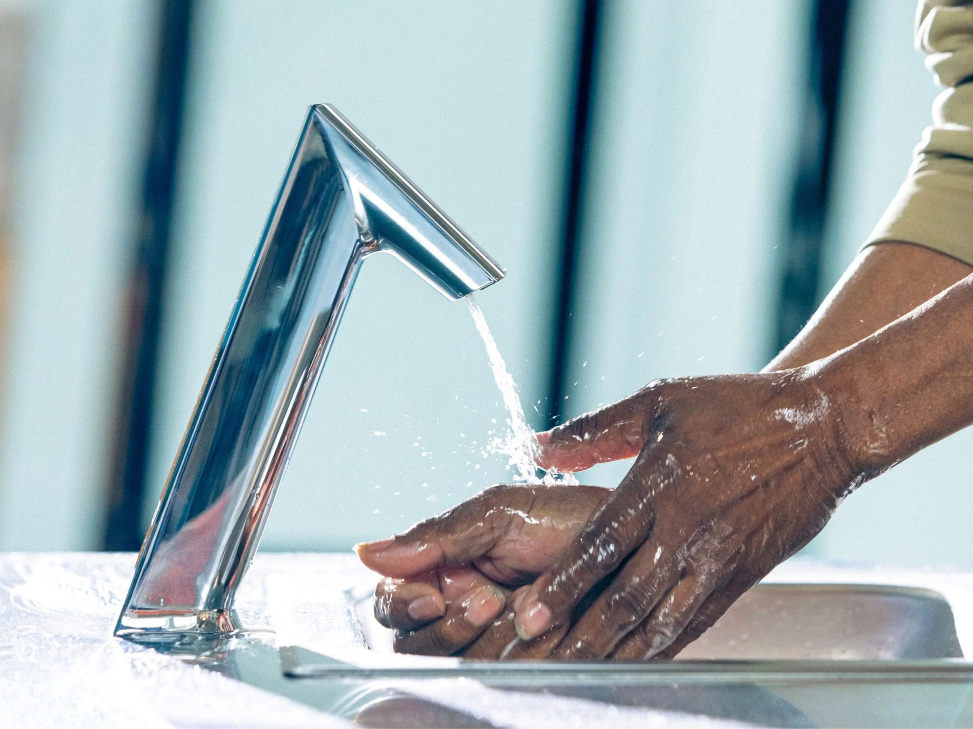 Commercial Restroom Reflections: Celebrating Sustainability